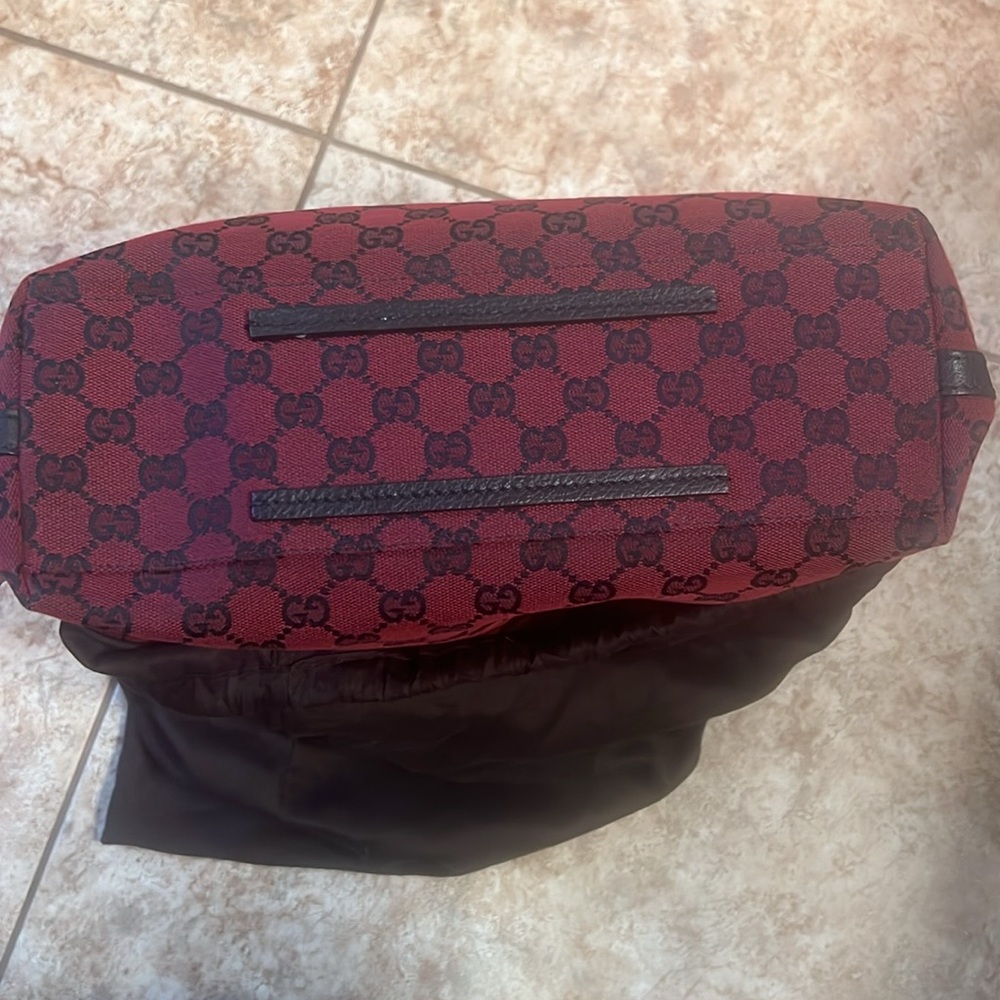 Gucci Burgundy Shoulder Bag - Picture 6 of 6